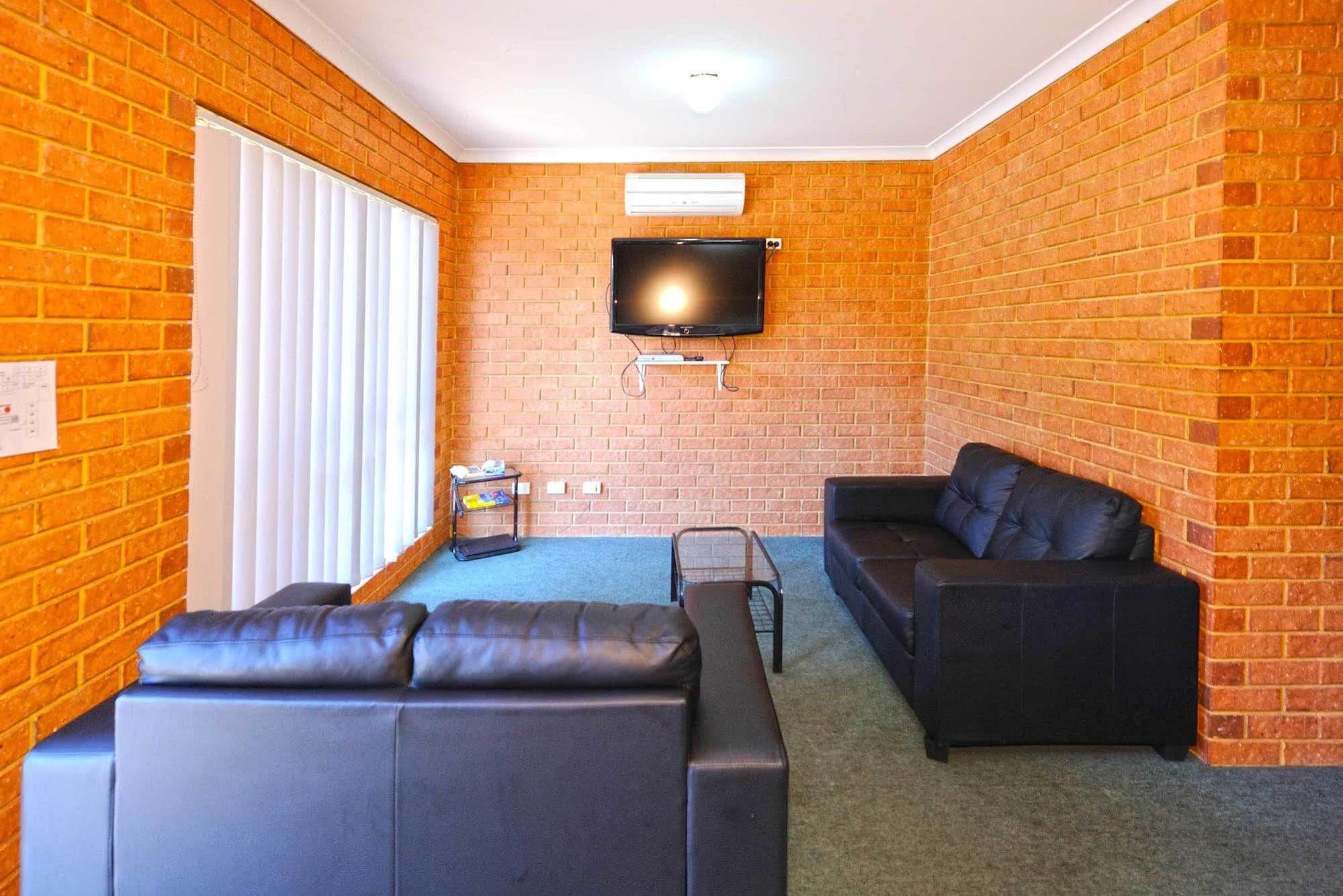 อะบรอยฮอส รีฟ ล้อดจ์ Motel เจรัลด์ตัน ภายนอก รูปภาพ