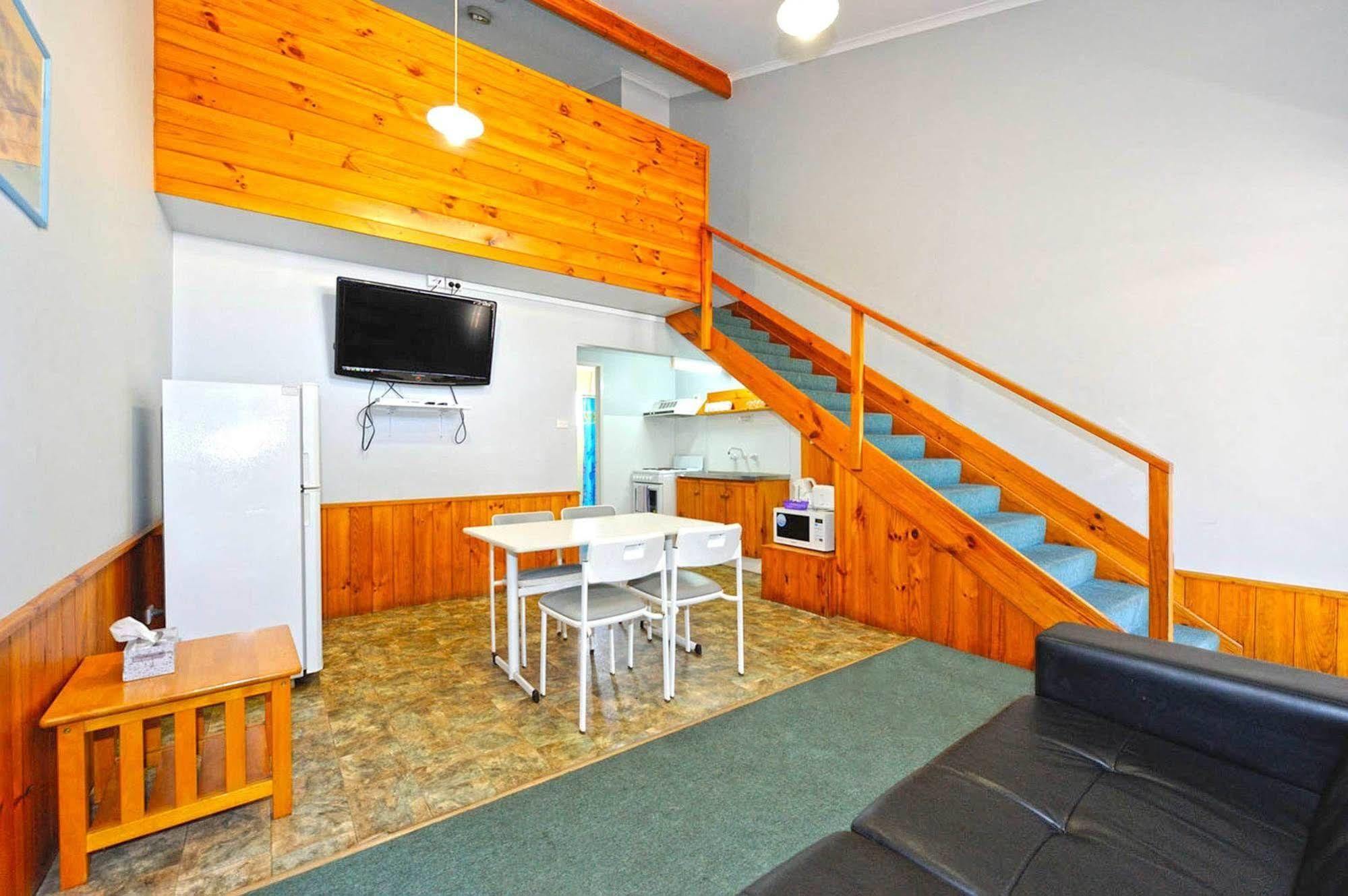 อะบรอยฮอส รีฟ ล้อดจ์ Motel เจรัลด์ตัน ภายนอก รูปภาพ